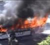 نجات 33 مسافر گرفتار در آتش اتوبوس نائین - یزد