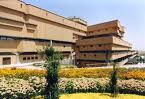 کتابخانه ملی ایران به عنوان یکی از مهمترین مراکز علمی و فرهنگی روزانه به بیش از پنج هزار نفر خدمات رسانی می کند