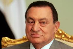 منابع نزدیک به دیکتاتور مخلوع مصر اعلام کردند که با آغاز جلسات محاکمه، مبارک به شدت نگران تکرار سرنوشت دیکتاتور عراق درباره خودش است.