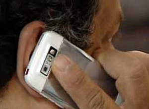 تلفن همراه انسان را به انواع بیماری مبتلا می کند.