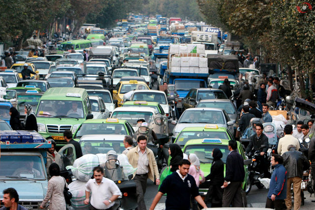 شورای حمل و نقل و ترافیک شهر تهران از اعمال محدودیت تردد در عبور و مرور خودروهای حمل کالا از ابتدای مهر ماه به مدت یازده روز خبر داد.