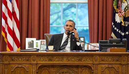 کاخ سفید اعلام کرد باراک اوباما رییس جمهور امریکا با سران بحرین کویت قطر و امارات درباره توافق هسته ای لوزان برسر برنامه هسته ای ایران تلفنی گفتگو کرد.