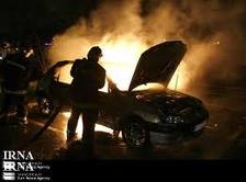 20 خودرو در آتش سوزی یک مجتمع مسکونی در مهرشهر کرج سوخت.