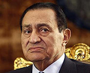 سردبير روزنامه الانوار مصر از كناره‌گيري حسني مبارك و پسرش جمال مبارك از حزب كنگره ملي مصر خبر داد