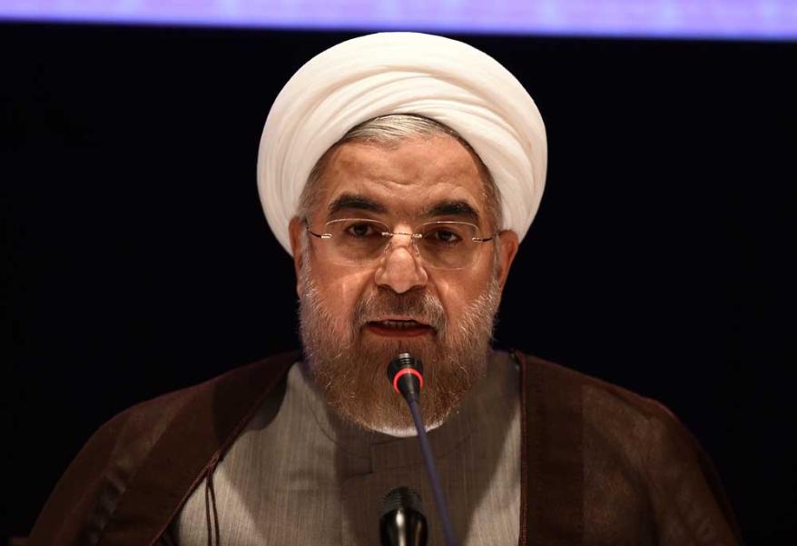 حجت الاسلام والمسلمین حسن روحانی این مطلب را در نشست خبری با خبرنگاران در نیویورک با اشاره به جدیت ایران برای حل مسائل گفت:اکنون نوبت طرف مقابل است که آنها انعطاف نشان دهند تا مسئله حل شود.