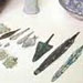 ماموران یگان حفاظت میراث فرهنگی قائمشهر 13 قلم شی عتیقه و تاریخی به ارزش 200 میلیون تومان هنگام خرید و فروش کشف کردند .  
 
