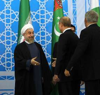 حجت الاسلام والمسلمین حسن روحانی رییس جمهوری اسلامی ایران هفته گذشته در سفری پنج روزه به دو کشور آسیای مرکزی، مذاکرات دیپلماتیک خود را در این خطه دنبال کرد.