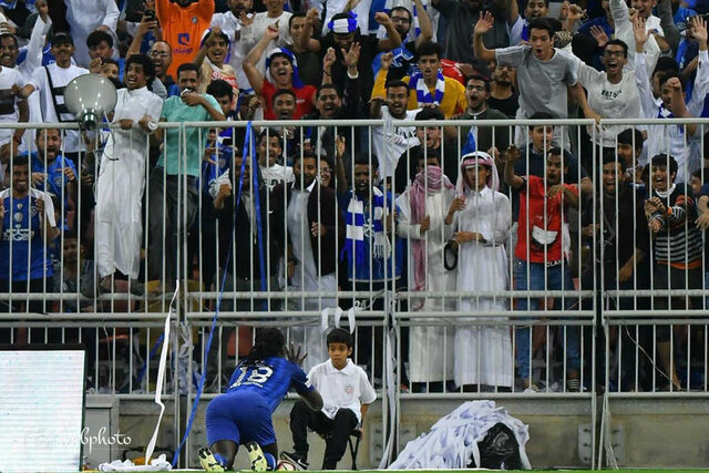 مهاجم فرانسوی تیم فوتبال الهلال رفتاری عجیب و جالب از خود نشان داد که بازتاب زیادی در رسانه‌های عربستان داشت.