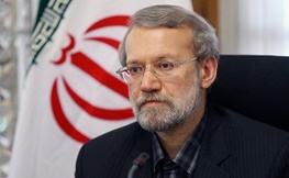 رئیس مجلس شورای اسلامی با بیان اینکه ایران با تجزیه کشورها از جمله عراق و سوریه مخالف است گفت: ما دنبال رقابت‌های کودکانه در منطقه نیستیم.
