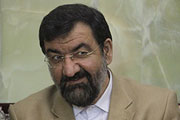 	دبیر مجمع تشخیص مصلحت نظام خواستار آن شد که با توجه به اینکه طرح هدفمند کردن یارانه ها پیش از تحریمها علیه ایران تهیه شده این قانون با در نظر گرفتن تحریمها مورد بازنگری قرار گیرد.