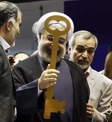 با نزدیک شدن به آغاز کار دولت تدبیر و امید، حسن روحانی رئیس جمهور منتخب با تشکل کارگروه اقتصادی، 5 ماموریت ویژه در بخش هدایت نقدینگی، بودجه سال 92، تامین یارانه‌های نقدی، بازگرداندن ارزش ریال و تک نرخی کردن دلار به آنها محول کرده است.