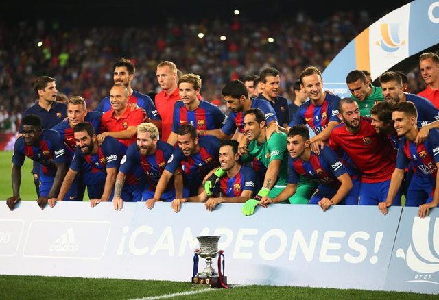 بارسلونا پرافتخارترین تیم در تاریخ سوپر جام اسپانیا است.