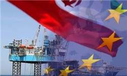 یک منبع دیپلماتیک اعلام کرد اتحادیه اروپا در نشست لوکزامبورگ اجرای تحریم‌های نفتی ایران را یک ماه به تاخیر انداخته است.