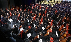اجرای مشترک ارکستر سمفونیک تهران و ارکستر فستیوال راوان به رهبری ریکاردو موتی در تالار وحدت تهران برگزارشد.