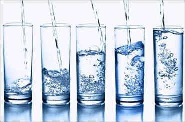 مشاور وزیر نیرو گفت: اجرای طرح تنوع تولید محصول آب و تفکیک آب شرب از آب بهداشتی به‌ طور جدی در دستور کار وزارت نیرو قرار دارد.