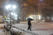 مدیرکل پیش‌بینی و هشدار سریع سازمان هواشناسی کشور گفت: برف و باران ازامروز چهارشنبه (۲۰ آذر)کشور را فرا می‌گیرد و هوای تهران نیز سردتر خواهد شد.