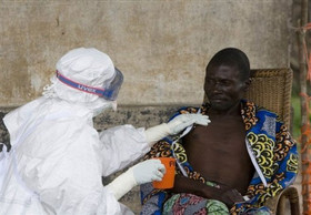 رئیس بانک جهانی گفت: واکنش ناکافی جهان به شیوع ویروس مرگبار ابولا در غرب آفریقا به این مفهوم است که بسیاری از افراد به دلیل بی‌توجهی قربانی این بیماری می‌شوند.