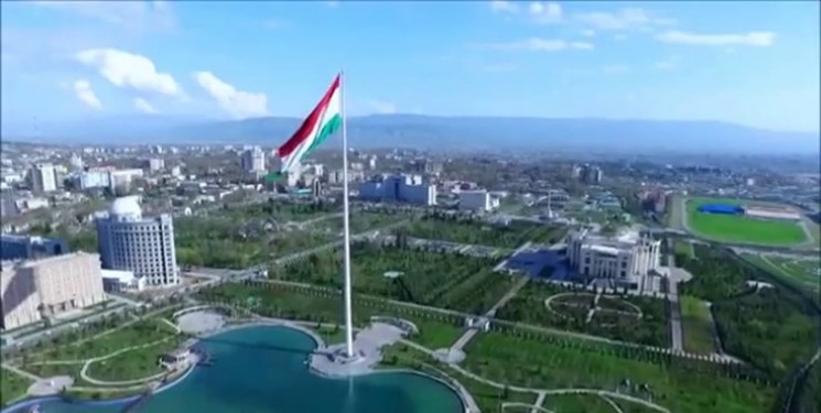 به دستور شهردار دوشنبه، در آینده نزدیک در کنار تئاتر اپرا در پایتخت تاجیکستان پارکی به نام «کوروش کبیر» افتتاح می شود.