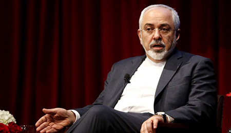 ظریف در گفتگو با نیویورکر گفت: به این علت دیدار روحانی و اوباما برای ما اولویت نداشت که در حال حاضر برنامه دولت ایران اجرای توافق است و اولویت نخست ما این است.