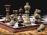 دیدارهمزمان احسان قائم مقامی استاد بزرگ شطرنج ایران با 604 شطرنج باز برای ثبت در گینیس آغاز شد.