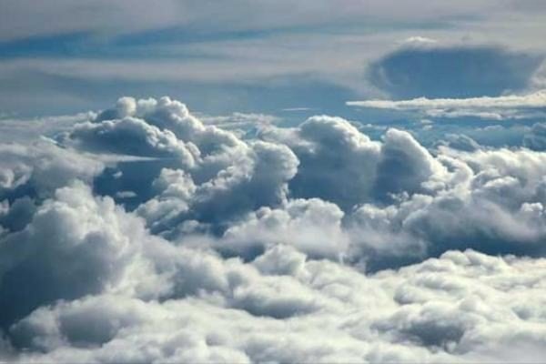 محققان کشور موفق به ساخت دستگاهی شدند که می تواند باعث باروری ابرها شود. این طرح برای بارورسازی ابرهای آسمان دریاچه ارومیه قابل کاربرد است.