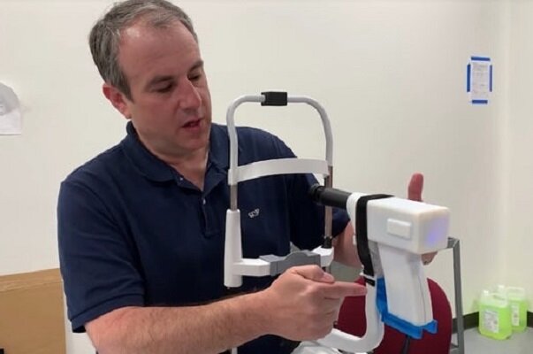 محققان دانشگاه دوک از تولید یک اسکنر ارزان قیمت و سبک قابل حمل برای اسکن کردن شبکیه چشم خبر داده اند.