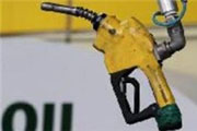 رئیس اتحادیه جایگاه داران بنزین گفت: آخرین فرصت برای حل مشکلات جایگاه داران تا روز دوشنبه است و پس از آن عرضه بنزین آزاد متوقف می شود.