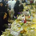 جشنواره پخت غذاهای سالم و ایرانی در باغ غدیر اصفهان برگزار شد.