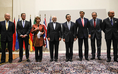 ایران و ۱+۵ بر سندی به توافق رسیدند که براساس آن غنی سازی در برنامه هسته یی باقی می ماند.