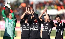 تراکتورسازی با برد مقابل مس‌کرمان برای اولین بار قهرمان جام‌حذفی ایران شد.