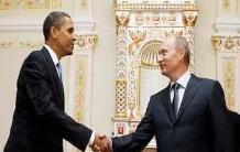 بنابر اعلام کاخ سفید ولادیمیر پوتین و باراک اوباما یک گفتگوی غیررسمی در نرماندی داشتند که ۱۰ تا ۱۵ دقیقه طول کشید. این دیدار غیر رسمی در حالی انجام شد که روابط روسیه و آمریکا،به علت بحران اوکراین بدترین روزهای خود را در چند دهه گذشته پشت سر می گذارد