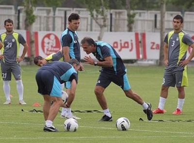 کارلوس کی‌روش بیست و شش بازیکن را برای بازی با لبنان در مقدماتی جام ملت ها به اردوی تیم ملی فوتبال ایران دعوت کرد.