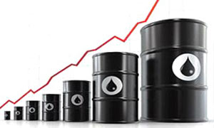 
  به دنبال رشد شاخص سهام در بازارهای بین المللی قیمت نفت نیز با اندكی افزایش امروز دوشنبه به مرز ۷۷ دلار در هر بشكه رسید. 
 
