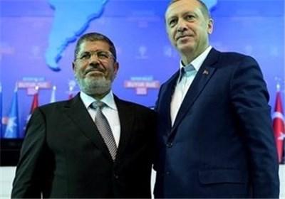 نخست‌ وزیر ترکیه ضمن محکوم کردن کودتای نظامی علیه محمد مرسی، رئیس‌ جمهور مخلوع مصر خواهان آزادی فوری وی شد.