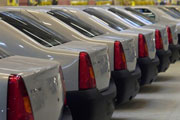 قائم مقام گروه خودروسازی سایپا از در جریان بودن برنامه ها برای افزایش داخلی سازی خودروی تندر ۹۰ خبر داد.