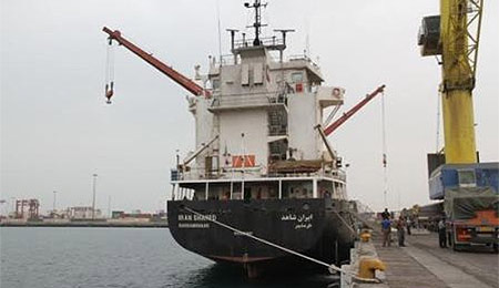 کشتی نجات حامل کمک های انسان دوستانه هلال احمر جمهوری اسلامی ایران اسکله شهید رجایی بندر عباس را به سمت سواحل یمن ترک کرد.