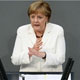 صدر اعظم آلمان بار دیگر تاکید کرد این کشور برای نجات منطقه یورو از بحران مالی و بدهی آماده انجام هر اقدامی خواهد بود. 
  
 

