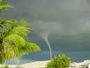 طوفان مِگی Megi روز دوشنبه شمال فیلیپین را در نوردید و رانش زمین را در مناطق کوهستانی و تشکیل امواج شدید را در آب های سواحل این منطقه در پی داشت.