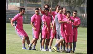 دومین تمرین تیم ملی فوتبال ایران در دوحه برای شرکت در پانزدهمین دوره رقابتهای جام ملتهای آسیا، در زمین تمرین شماره 2 الغرافه انجام شد.